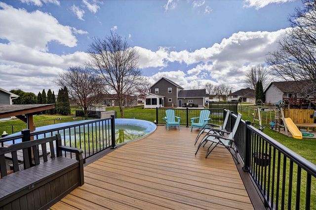 126 Albert Circle, Belleville, WI 53508