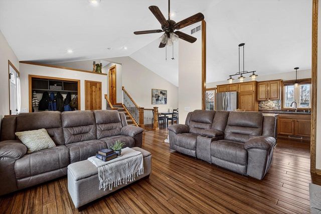 126 Albert Circle, Belleville, WI 53508