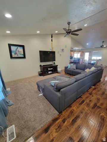 172 W ARUBA DR, Saratoga Springs, UT 84045