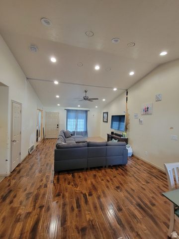 172 W ARUBA DR, Saratoga Springs, UT 84045