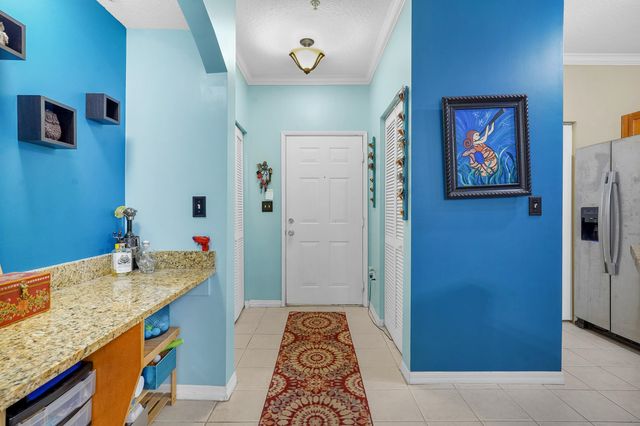 615 Fairway Dr 202, St Augustine, FL 32084