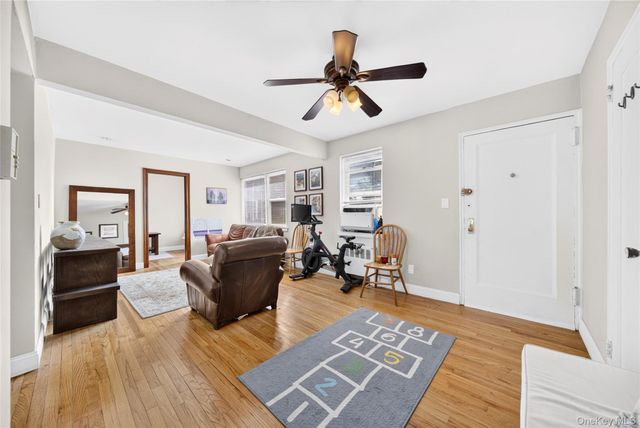 138-25 68th Drive 3D, Kew Garden Hills, NY 11367