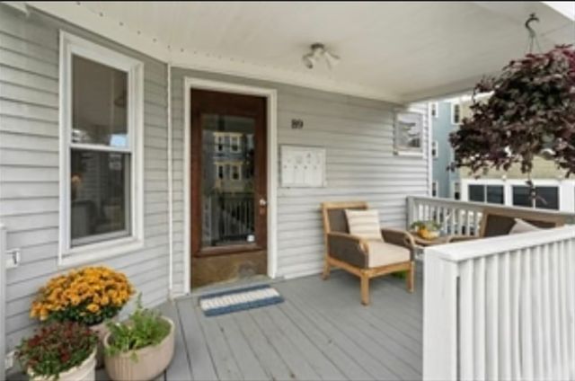 89 Train 1, Boston, MA 02122