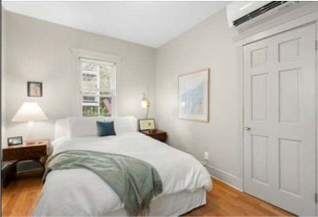 89 Train 1, Boston, MA 02122