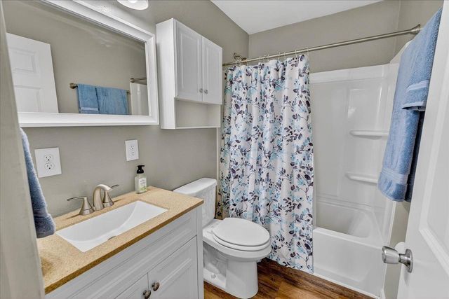 1841 S Walnut Street, Janesville, WI 53546