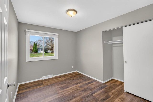 1841 S Walnut Street, Janesville, WI 53546