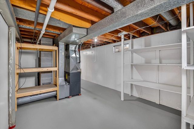 1841 S Walnut Street, Janesville, WI 53546