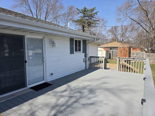 1841 S Walnut Street, Janesville, WI 53546