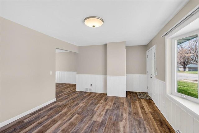 1841 S Walnut Street, Janesville, WI 53546