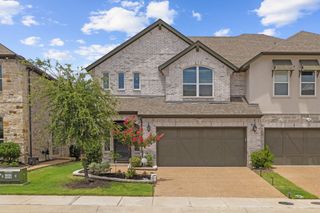 3909 Lucan Lane, Lewisville, TX 75056