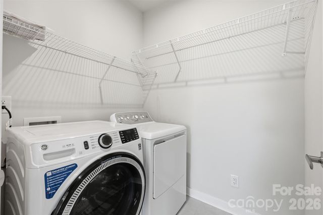 6334 Cambridge Drive, Harrisburg, NC 28075