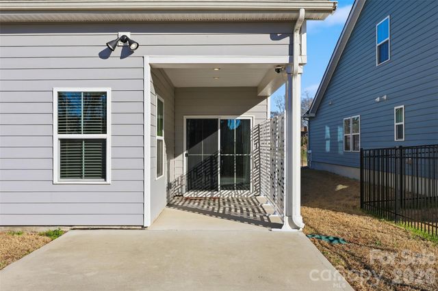 6334 Cambridge Drive, Harrisburg, NC 28075