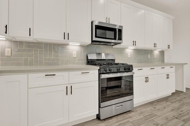 6635 Tc Jester Blvd Boulevard A, Houston, TX 77007