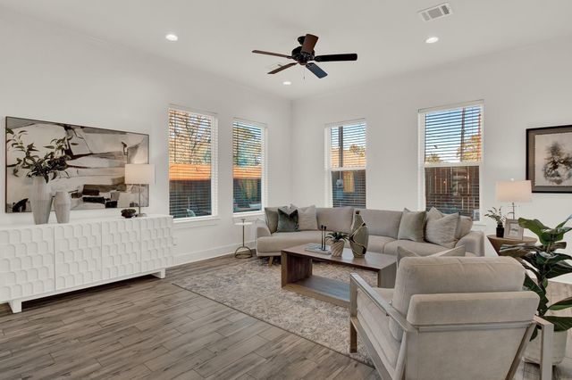 6635 Tc Jester Blvd Boulevard A, Houston, TX 77007