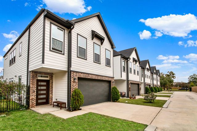 6635 Tc Jester Blvd Boulevard A, Houston, TX 77007