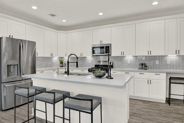 6635 Tc Jester Blvd Boulevard A, Houston, TX 77007