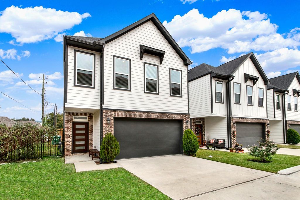 6635 Tc Jester Blvd Boulevard A, Houston, TX 77007