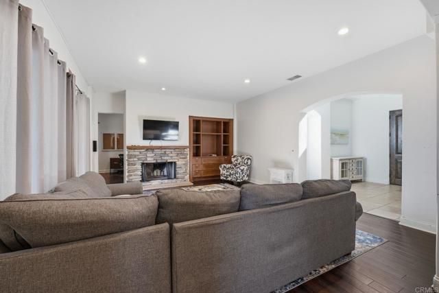 2556 La Costa Avenue, Carlsbad, CA 92009