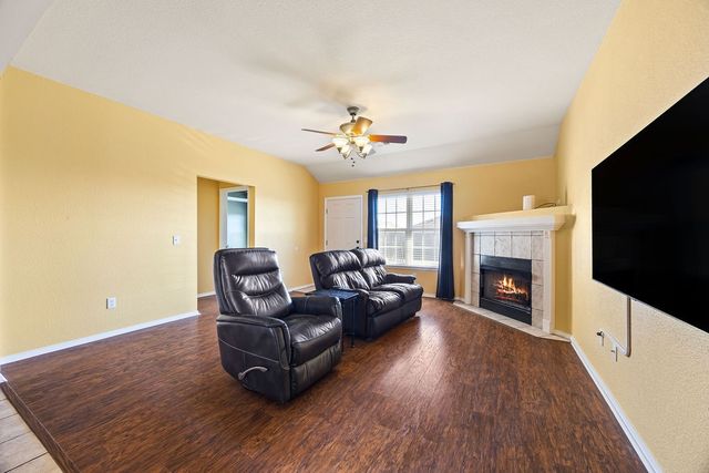 420 Brookfield Drive, Centerton, AR 72719