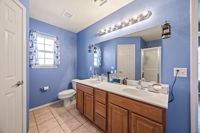 420 Brookfield Drive, Centerton, AR 72719