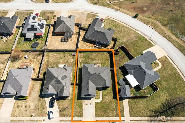 420 Brookfield Drive, Centerton, AR 72719