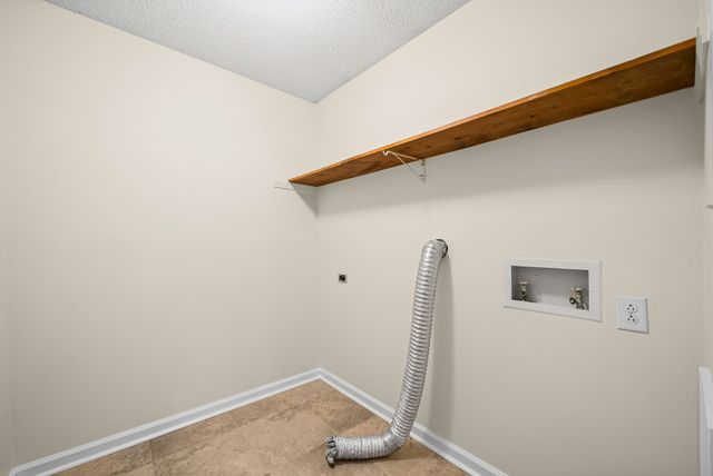 1128 Tobacco Rd, Clarksville, TN 37042