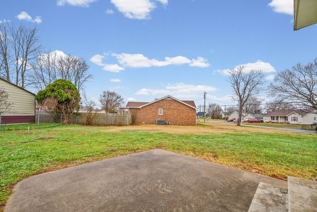 1128 Tobacco Rd, Clarksville, TN 37042