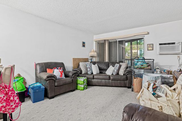 3232 Fremont Avenue N 229, Minneapolis, MN 55412