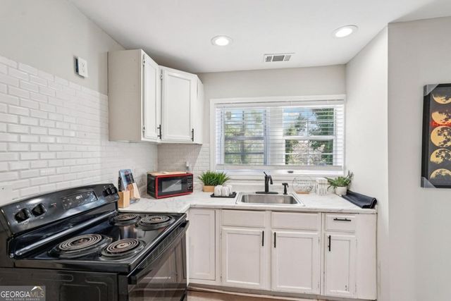 2794 7th Street SW, Atlanta, GA 30315