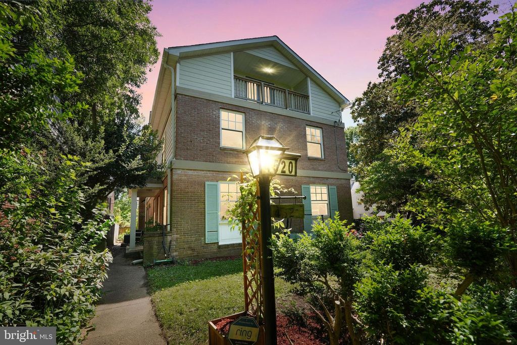 4520 YUMA ST NW, Washington, DC 20016