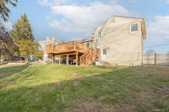 5 Foxwood Avenue, Suffern, NY 10901