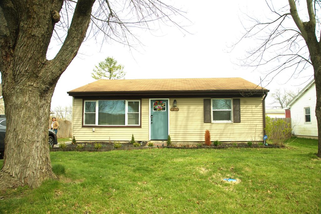 767 Fremont Road, Valparaiso, IN 46385
