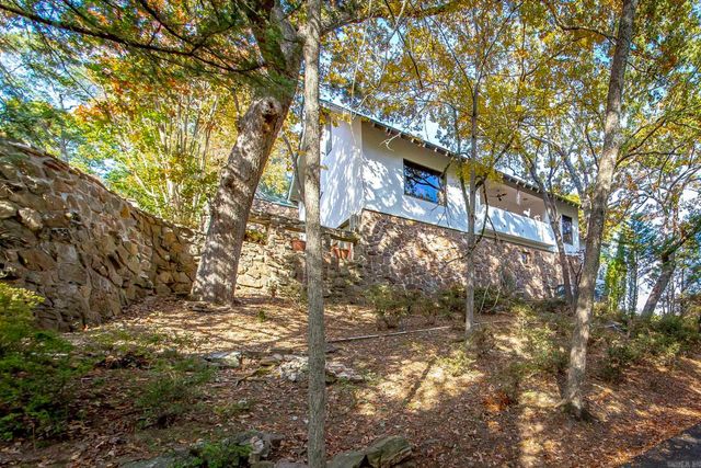 1023 Rock Ledge Road, Heber Springs, AR 72543