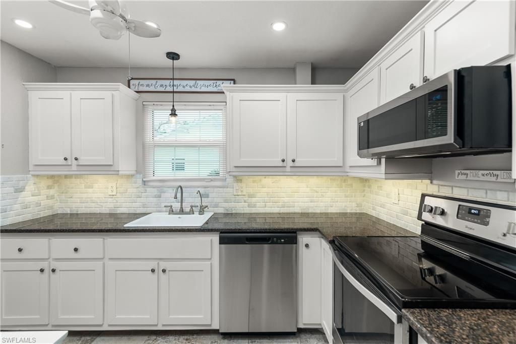 163 Bristol LN B 201, NAPLES, FL 34112 — photo 5
