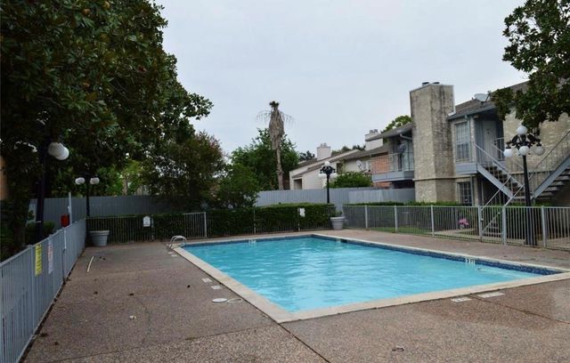 7400 Bellerive Drive 1807, Houston, TX 77036