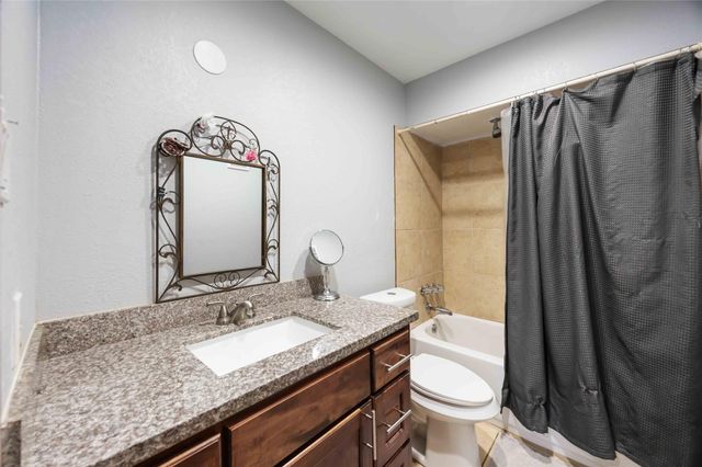 7400 Bellerive Drive 1807, Houston, TX 77036