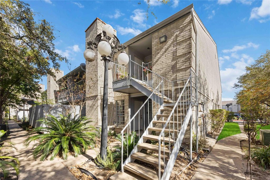 7400 Bellerive Drive 1807, Houston, TX 77036