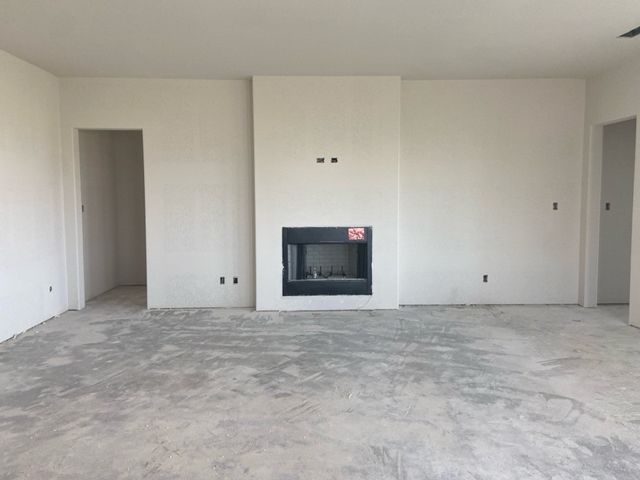 182 Sunny Side Road, Valley View, TX 76272