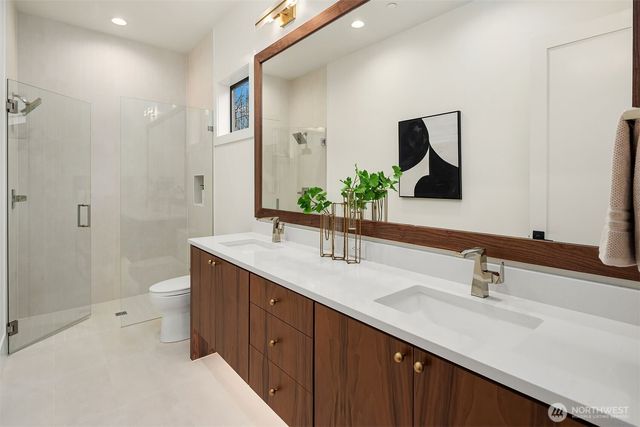 520 7th Street S, Kirkland, WA 98033