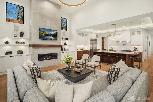 520 7th Street S, Kirkland, WA 98033