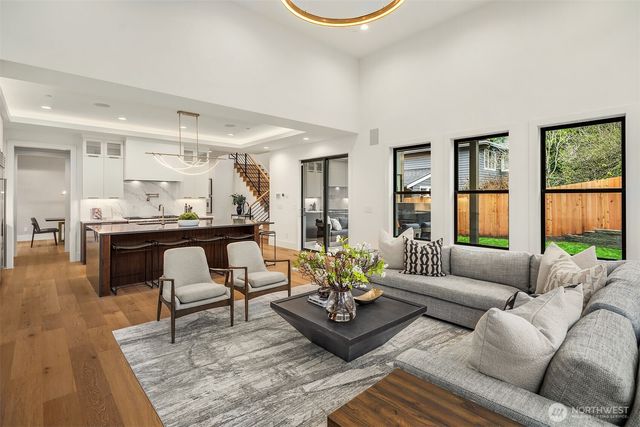 520 7th Street S, Kirkland, WA 98033