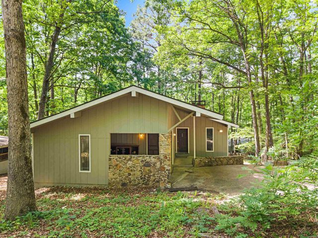 16 Leganes, Hot Springs Village, AR 71909