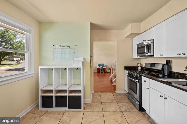 36 TIMBER DR, Barrington, NJ 08007