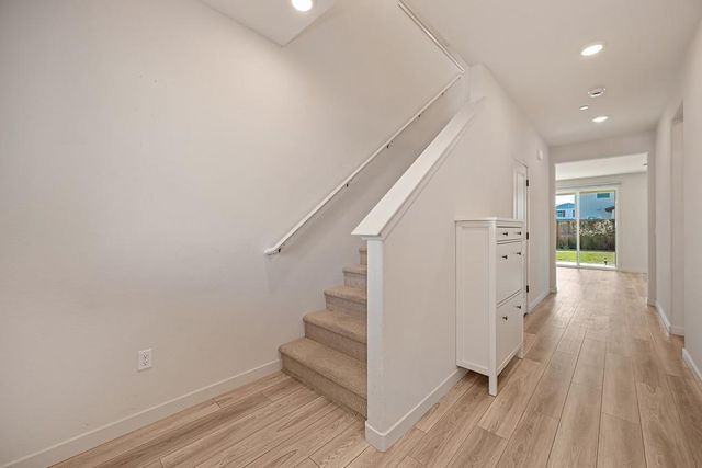 412 Fallen Leaf St, West Sacramento, CA 95605