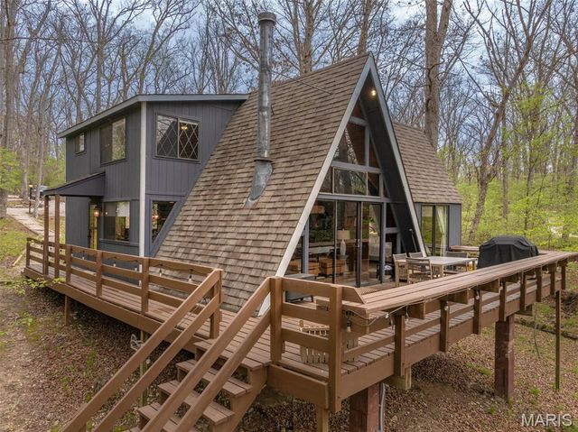 445 Foxfire Circle Drive, Innsbrook, MO 63390