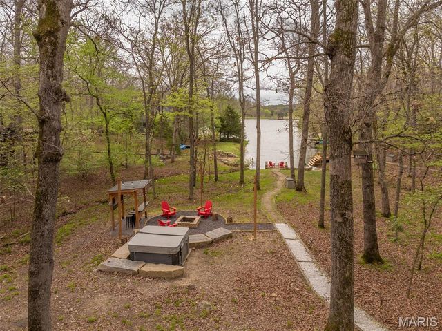 445 Foxfire Circle Drive, Innsbrook, MO 63390