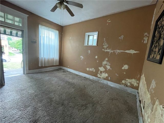 903 Brackenridge Ave, Brackenridge, PA 15014