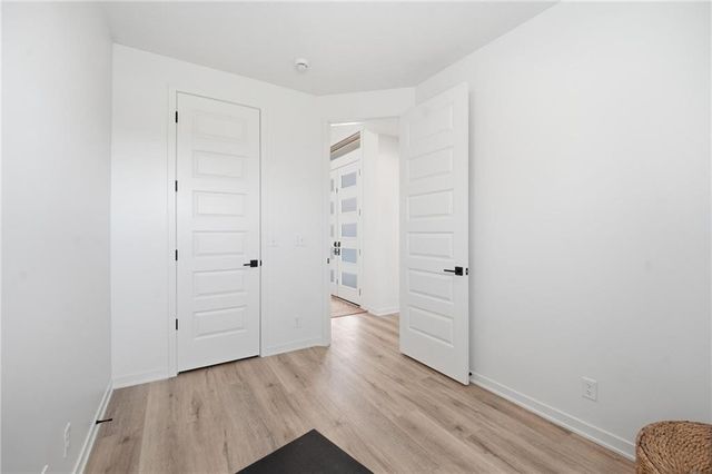 2132 SW Wheatfield Drive, Lee's Summit, MO 64082