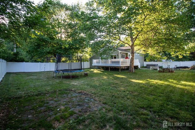 3 Lycoming Lane, East Brunswick, NJ 08816