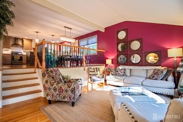 3 Lycoming Lane, East Brunswick, NJ 08816